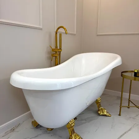 شقة Golden Eden Wieniawska - Ogrod Saski - Wanna W Sypialni, W Samym Centrum, Nowoczesny Apartamentowiec *