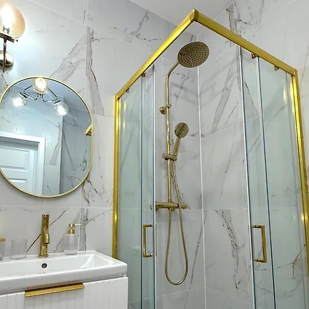 Golden Eden Wieniawska - Ogrod Saski Apartment