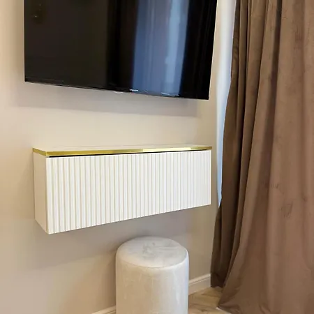 Apartment Golden Eden Wieniawska - Ogrod Saski