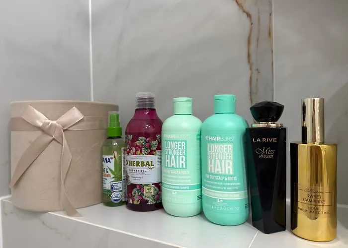 Golden Eden Wieniawska - Ogród Saski Apartamento *