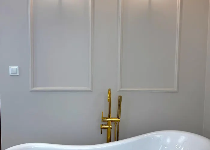 Golden Eden Wieniawska - Ogrod Saski - Wanna W Sypialni, W Samym Centrum, Nowoczesny Apartamentowiec *