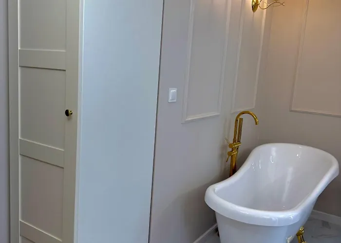 Golden Eden Wieniawska - Ogrod Saski - Wanna W Sypialni, W Samym Centrum, Nowoczesny Apartamentowiec Apartment *